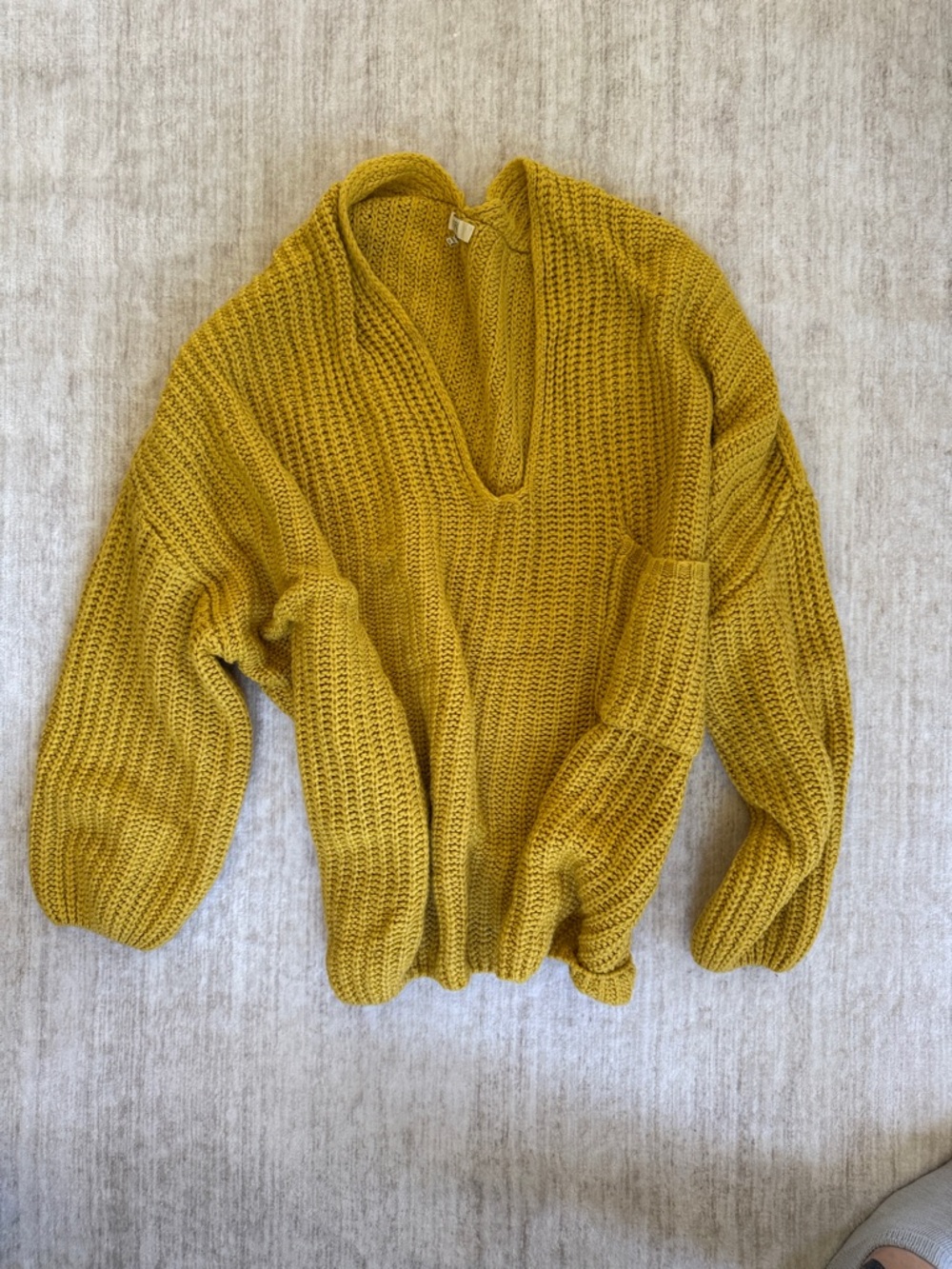 Oversized Chunky Sweater ** Bundle 5+ items and name your offer!!! 💖💞